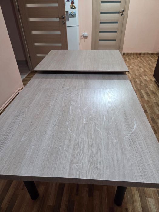 Masa pliabilă 4/6 persoane +scaune