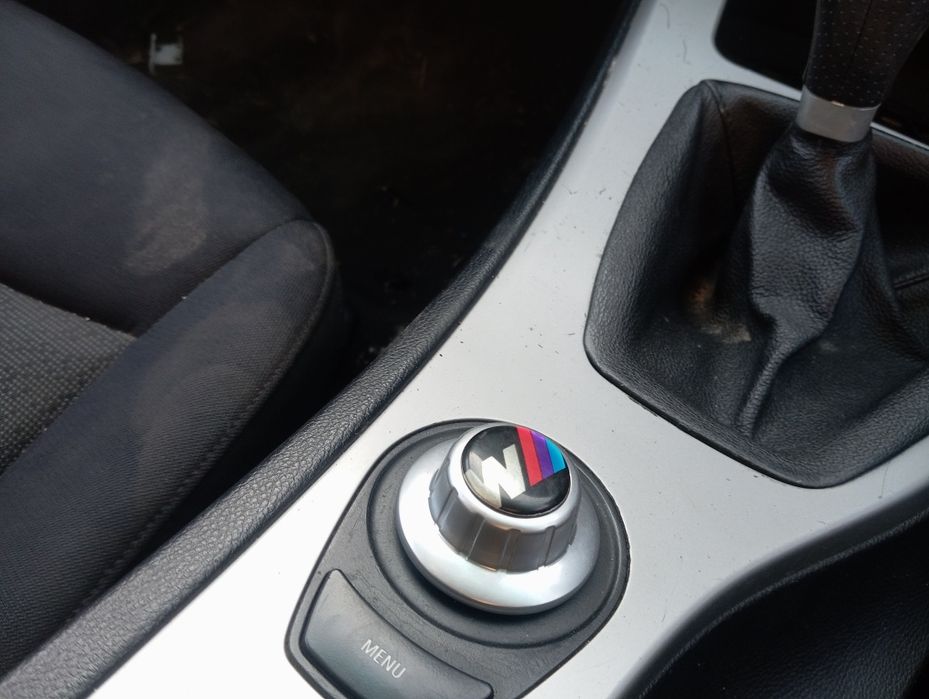 Продавам BMW E90 2.0 143 На Части