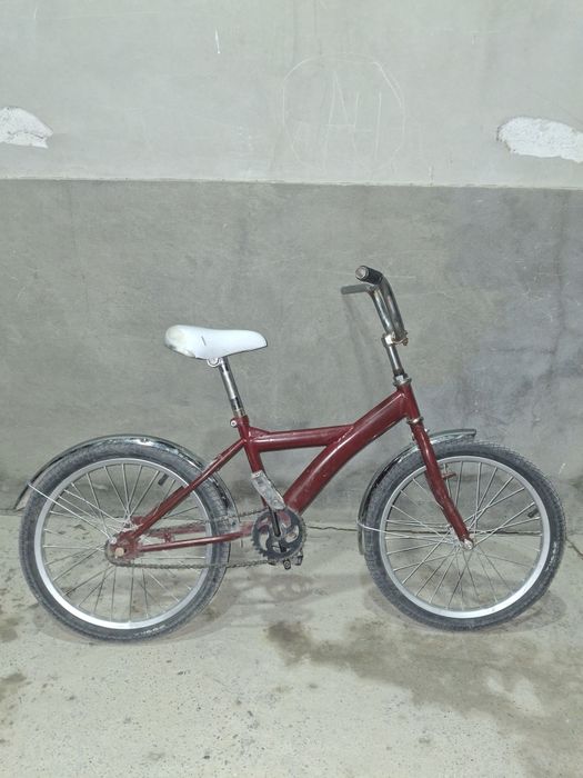 Велик сотилади холати яхши иши йук юриб турган