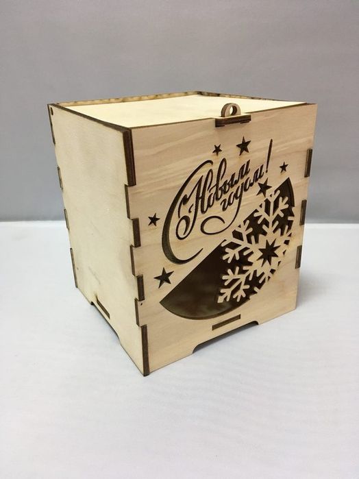 Подарочные деревянные коробки