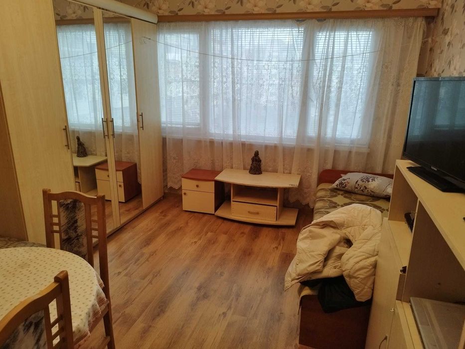 Двустаен апартамент Възраждане 3 , автобусна спирка на 40 метра