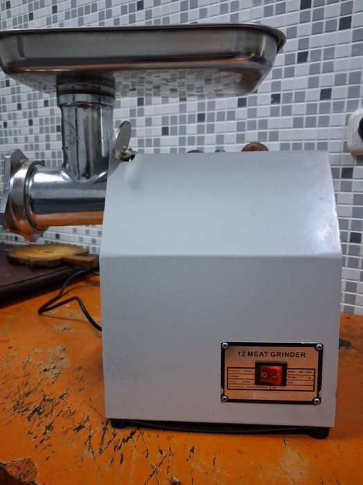 Мясорубка промышленая