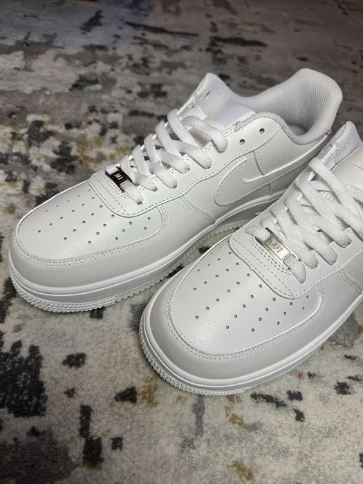 Nike Air Force 1 Albi (40/41) FULLBOX | Livrare rapida cu verificare colet