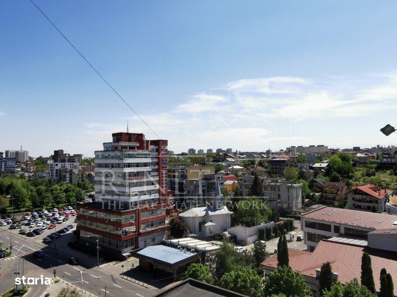 Apartament Central, bloc Casa Cartii