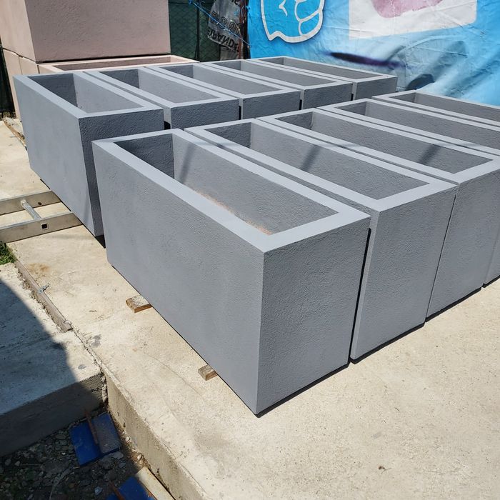 Jardiniere pt decor exterior