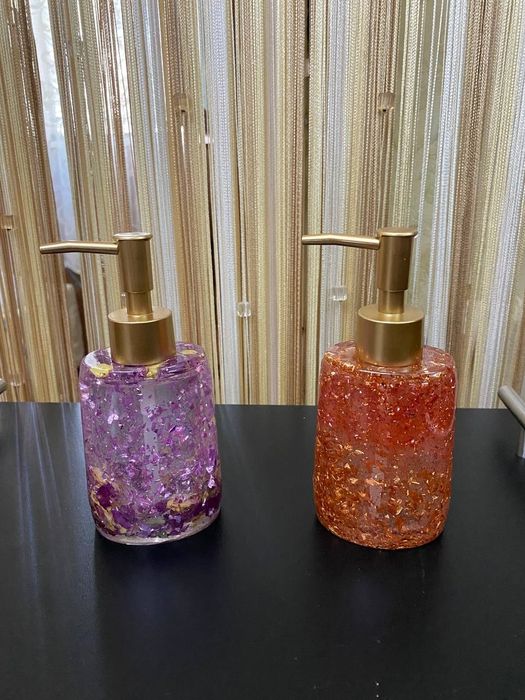 В наличии и на заказ изделия из эпоксидной смолы украсят ваш интерьер