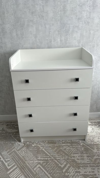 Продам пеленальный комод