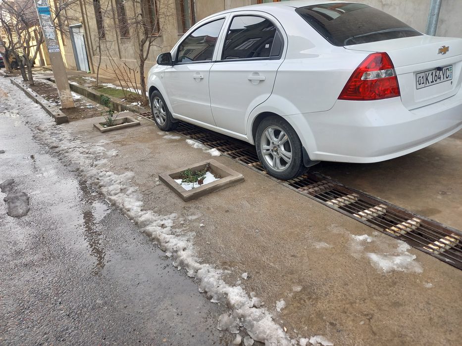 Нексия 3 афтомат сотилади