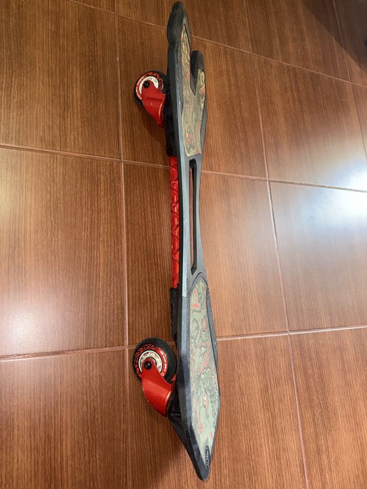 Waveboard skateboard