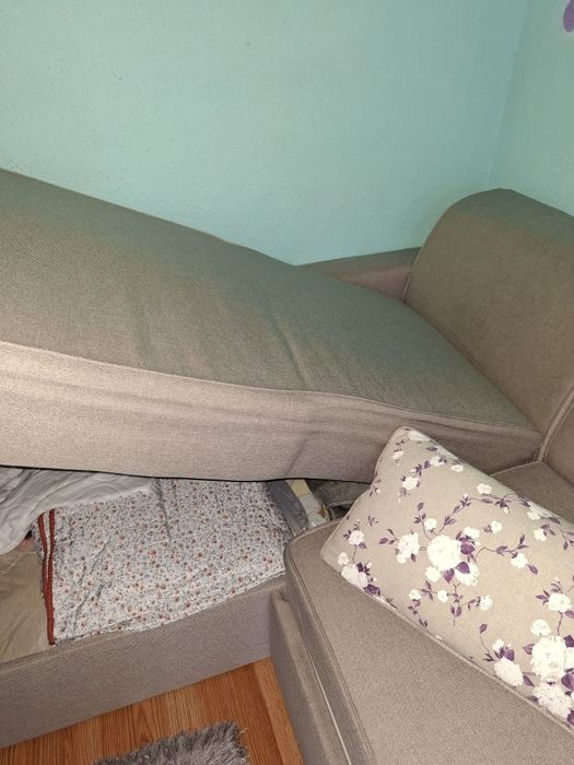 Vând colțar extensibil