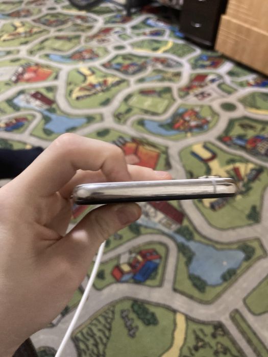 ПРОДАМ/ОБМЕН Iphone xs 64gb акб 96