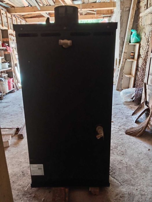 Продавам камина Прити с водна риза.