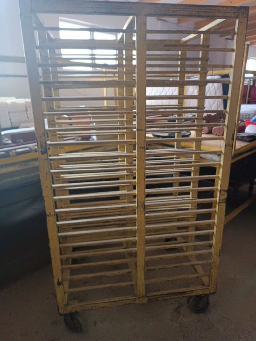 Тележка кондитерская шпилька