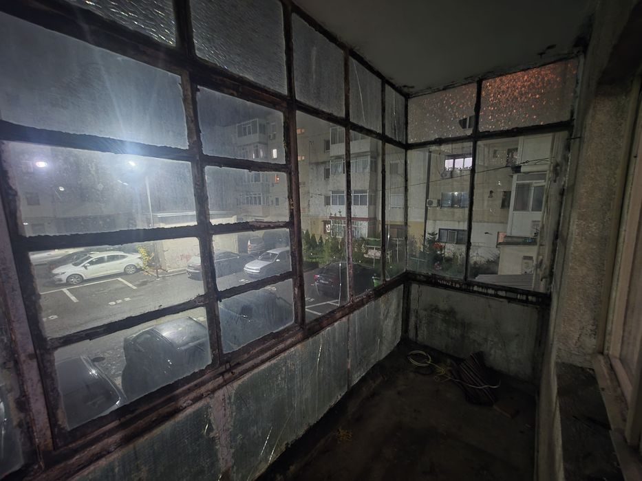 De vânzare apartament 2 camere, 51 mp Broșteni