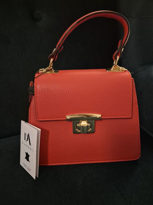 Vand geanta de piele naturala,  noua