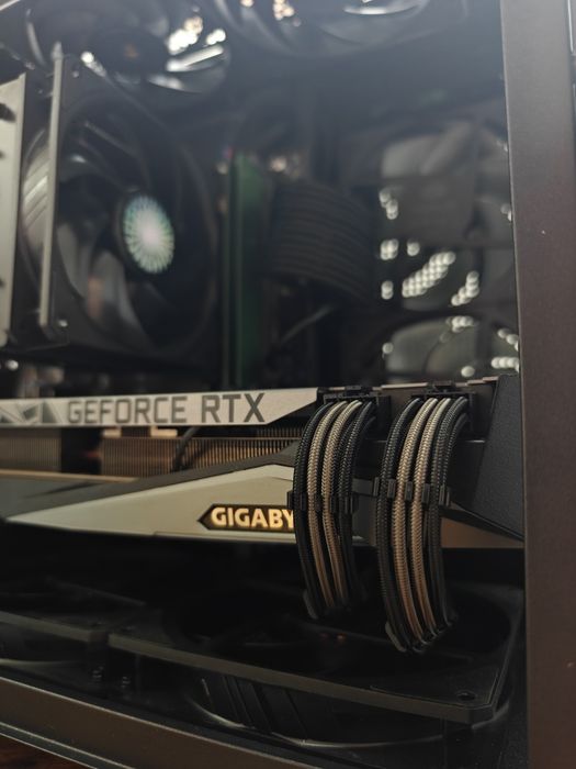 14-ядрен RTX 3080 / 32GB RAM / Intel 13500 / 512GB NVME Геймърски Компютър