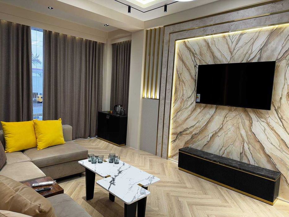 Срочна Продаётся 2 Этажное Офис 120м²  Чиланзар 1 Линия Афруз Кафе