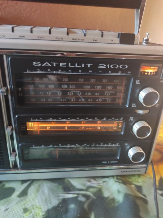 Grundig satellit 2100