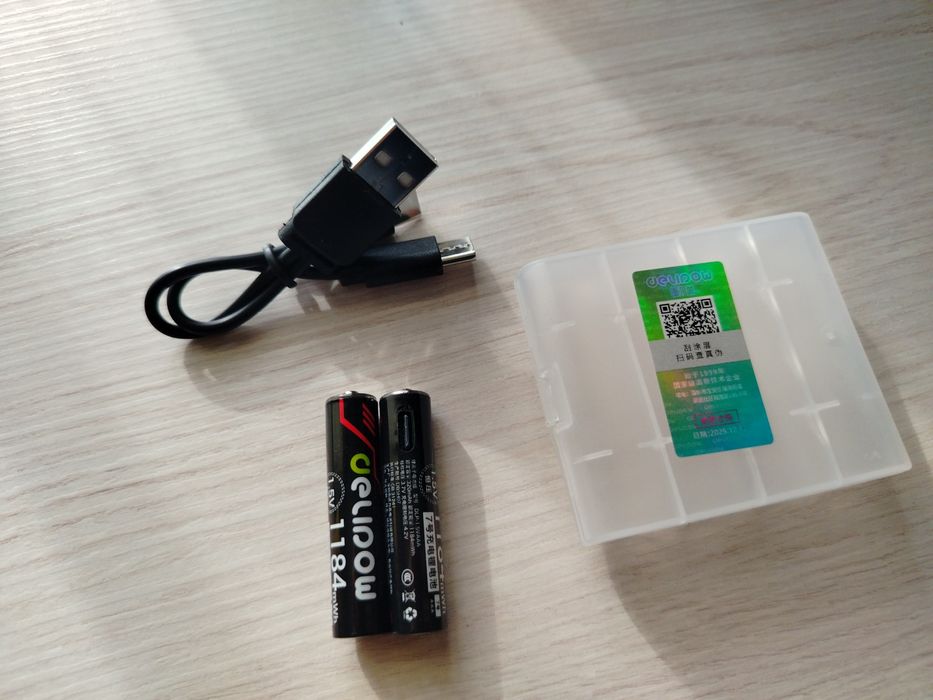 2 аккумуляторные батарейки ААА на 1184mWh