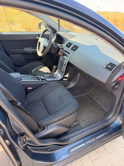 Proprietar vand Volvo S40 din 2012, 1.6 diesel, 115 CP, Km reali