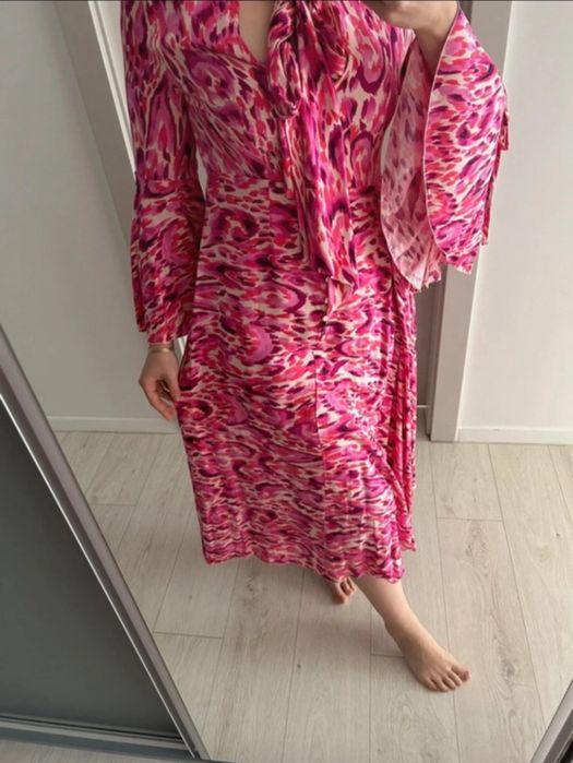 Rochie PerLei cu etichetă