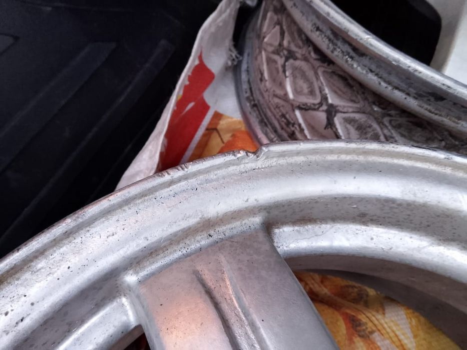 Продам титанки на 14