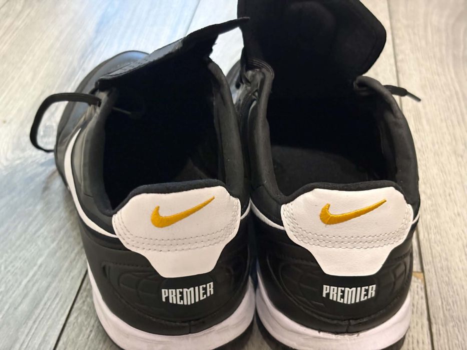 Ghete Fotbal Pentru Barbati, Premier IV TF