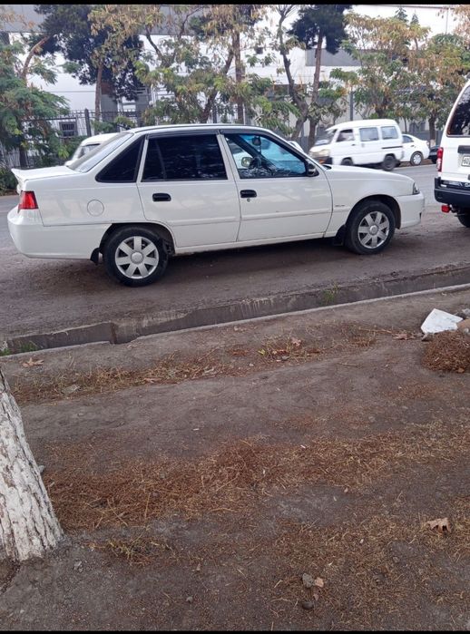 Нексия 2 сотилади