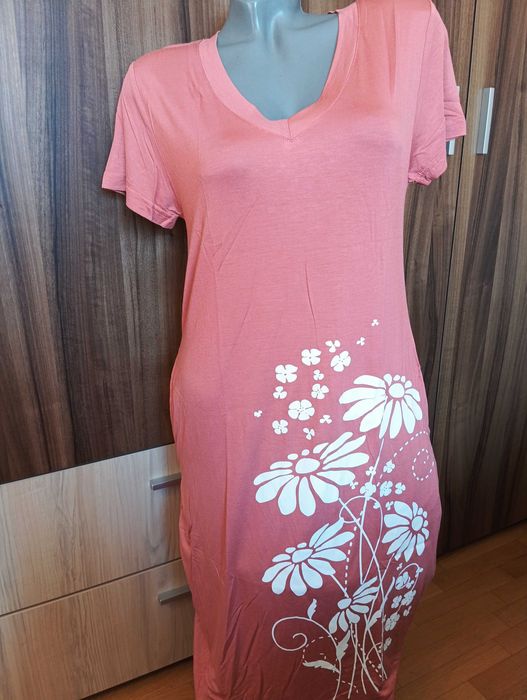 Дамски нощници различни размери