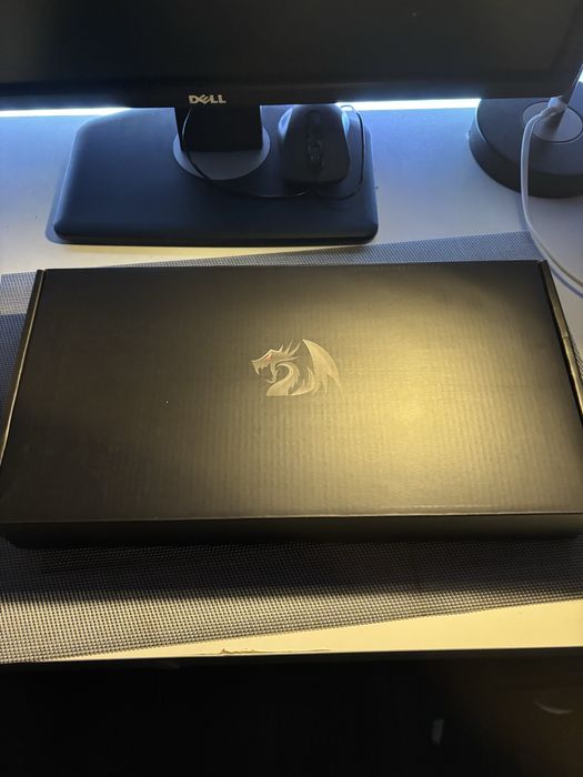 Redragon Elf Pro прозрачна механична клавиатура