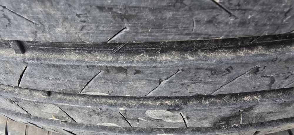 215 70 16 100h, dot 21, Летни гуми Vredestein Ultrac Toyota RAV 4, Алу