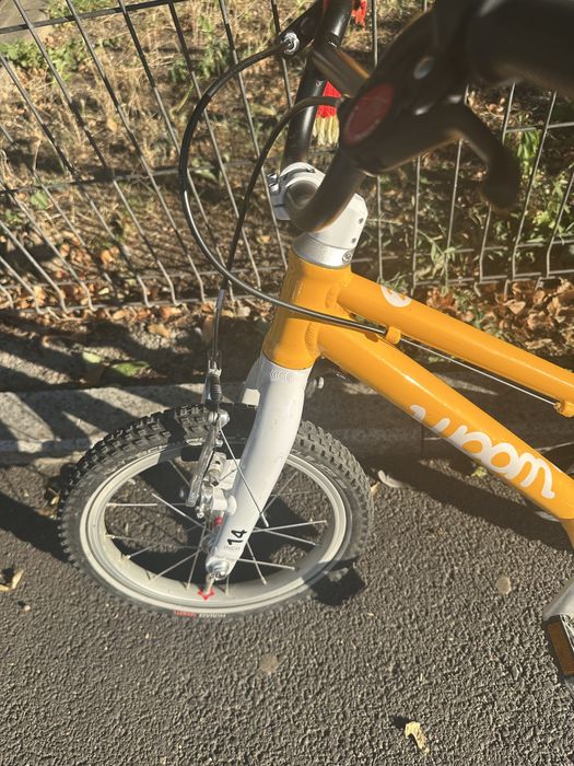 Vand bicicleta WOOM 2 impecabila