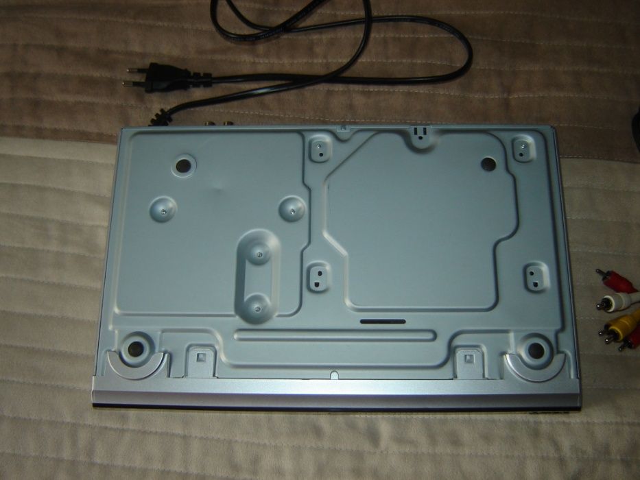 DVD Sony  cu telecomanda Original
