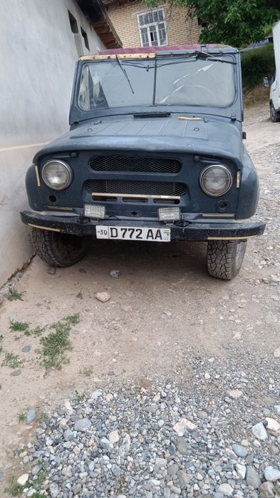Uaz sotiladi holati yaxshi
