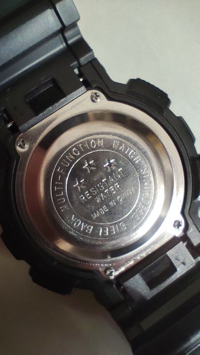 Електронен ръчен часовник R-Shock