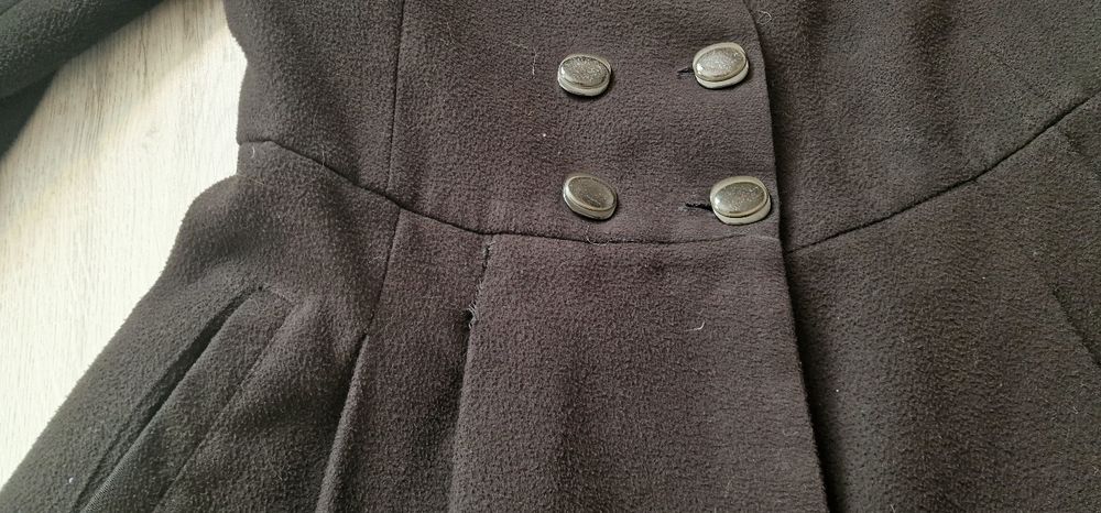 Дамско палто от кашмир с колан L