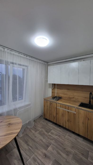 Продам 1 ком центр
