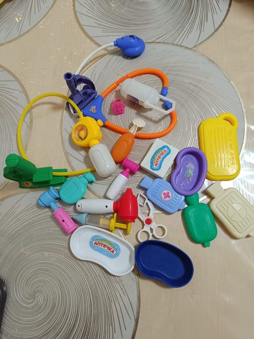 Продам посуду и больничку