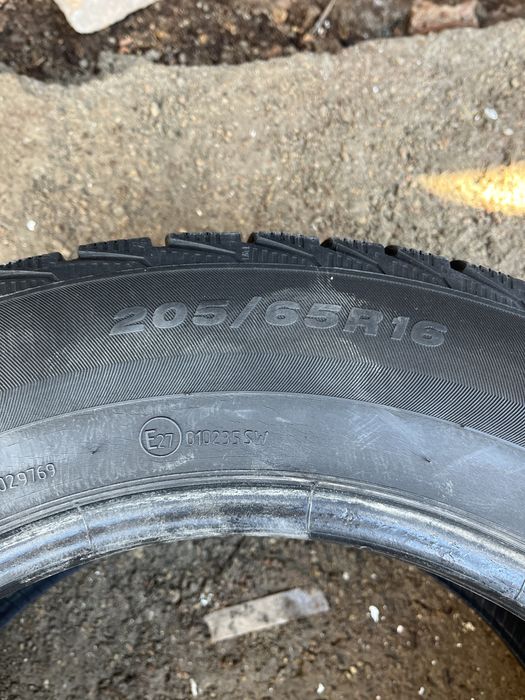 Продам комлект резины