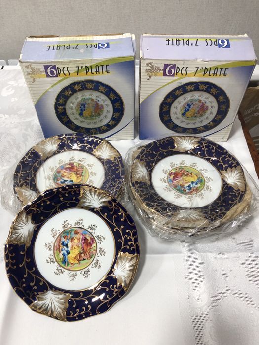 Продаются тарелки Мадонна Чехия оригинал