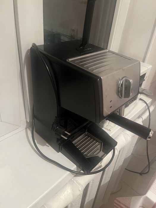 Кофемашина delonghi