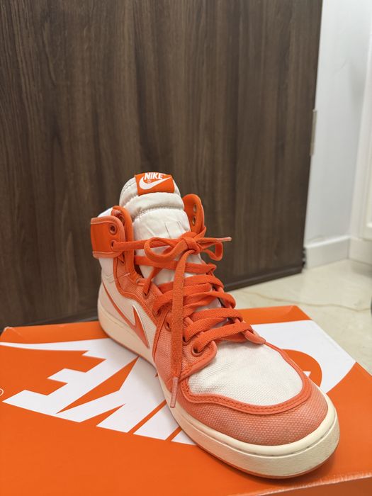 Adidasi Nike Jordan