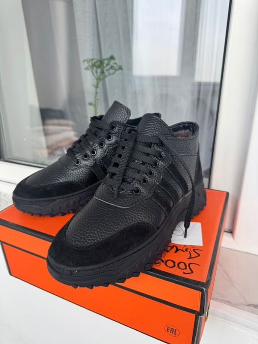 Продам обувь новую