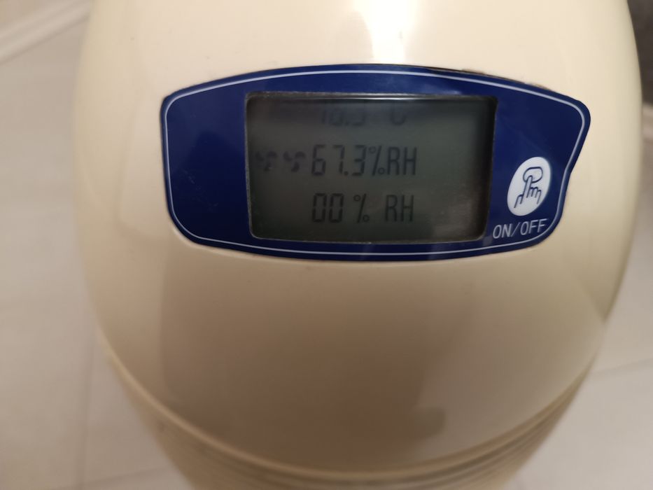 Влагоуловител, влагоабсорбатор