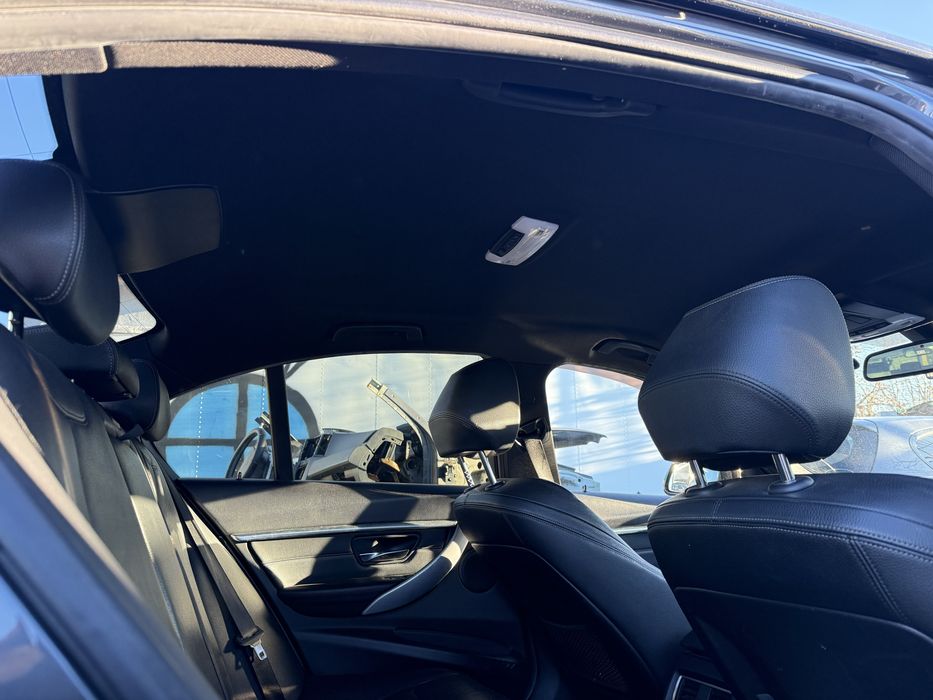 BMW 330e На Части