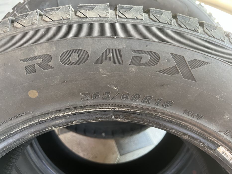 Комплект зимних шин. 265/60 R18
