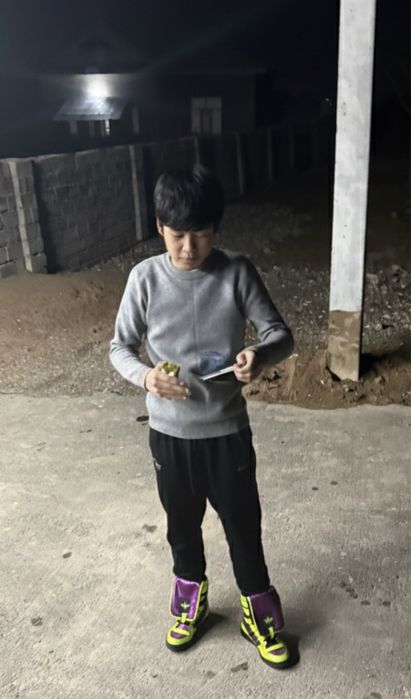 Jeremy Scott Tall boy