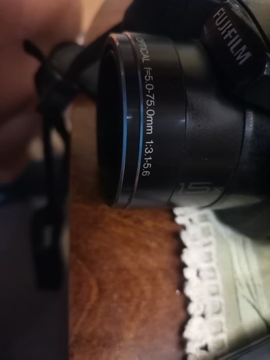 Фотоапарат Fuji film Fine pix S 1600