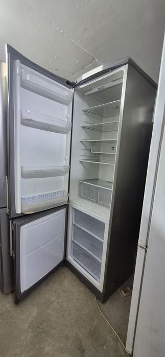 Холодильник 70000  без доставка