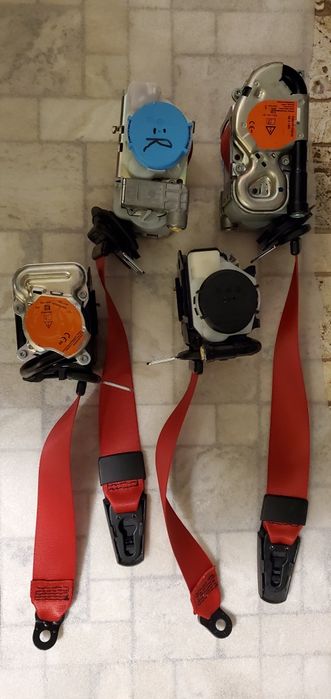 Set 4 Centuri Siguranta PORSCHE Macan / Cayenne / Carrera / Panamera